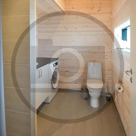2 Bedroom Gorgeous In Casa de Férias