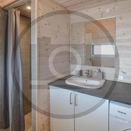 2 Bedroom Gorgeous In
